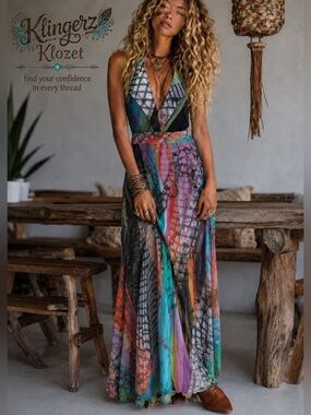 Violet Ruby Abstract Print Halter Maxi Dress | Open Back | Boho Resort | Size M